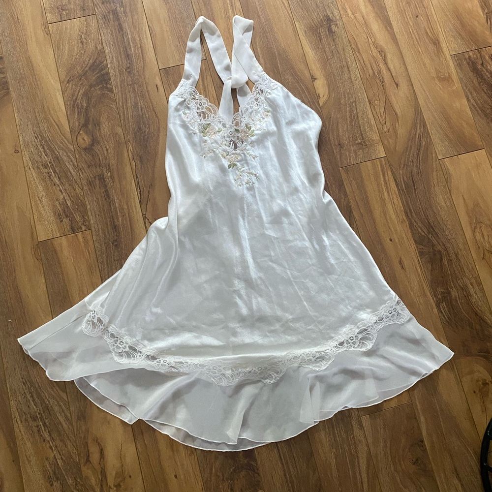 Linea Donatella White Lace Trim Chemise